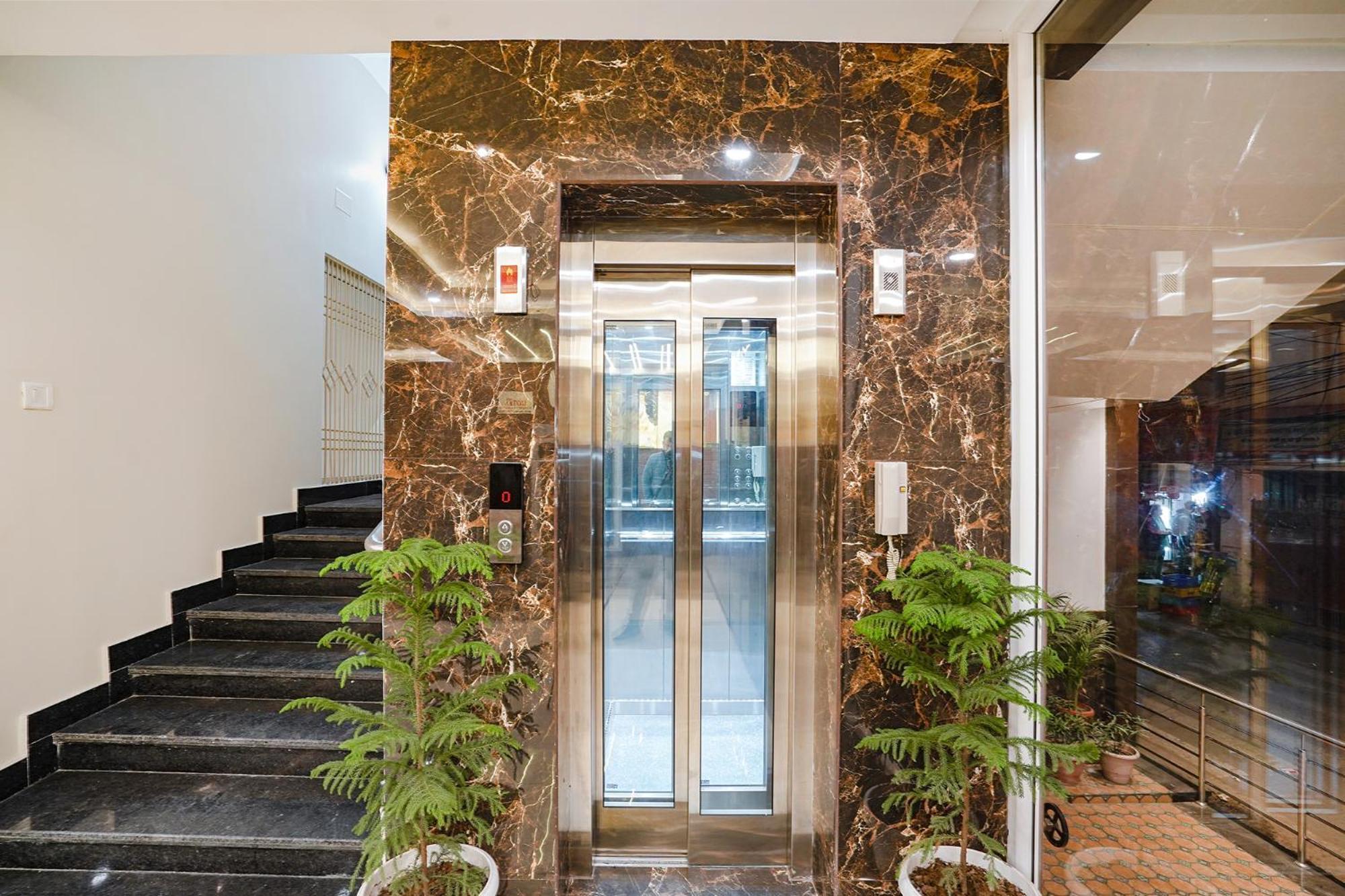 Fabhotel Nandini Grand Kakarmatha Esterno foto