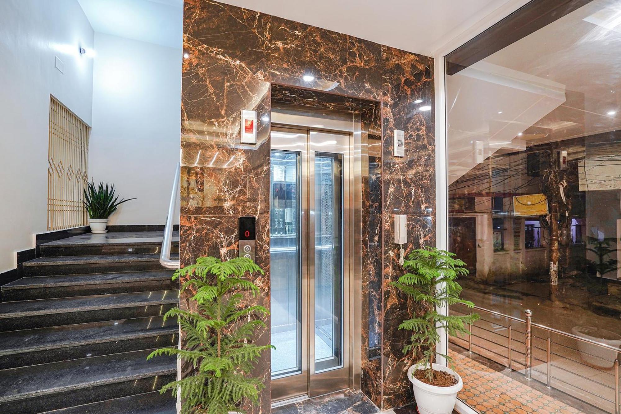Fabhotel Nandini Grand Kakarmatha Esterno foto